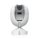 Ubiquiti (UVC-G6-INS-W-UK) Plug-and-play, 4K WiFi-connected camera with a 1/1.8" 8MP image sensor, Multi-TOPS AI Engine, and two-way audio. - Image 6